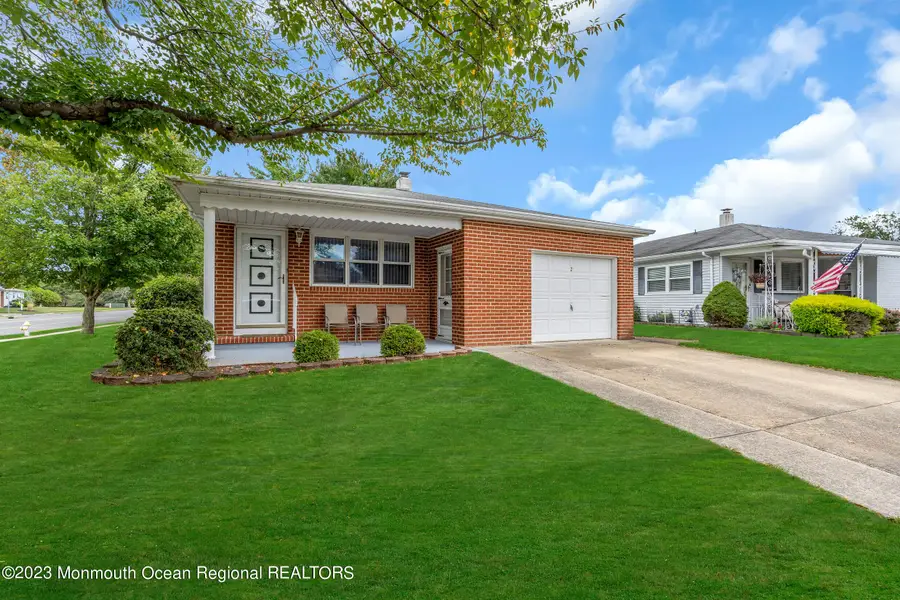 2 Taj Mahal Court, Toms River, NJ 08757 - #2