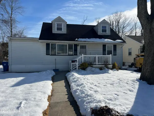 571 Hopping Road, Belford, NJ 07718