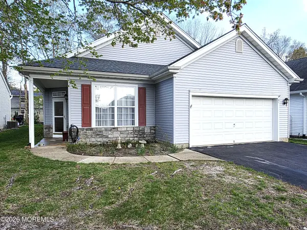 91 Robin Lane, Barnegat, NJ 08005