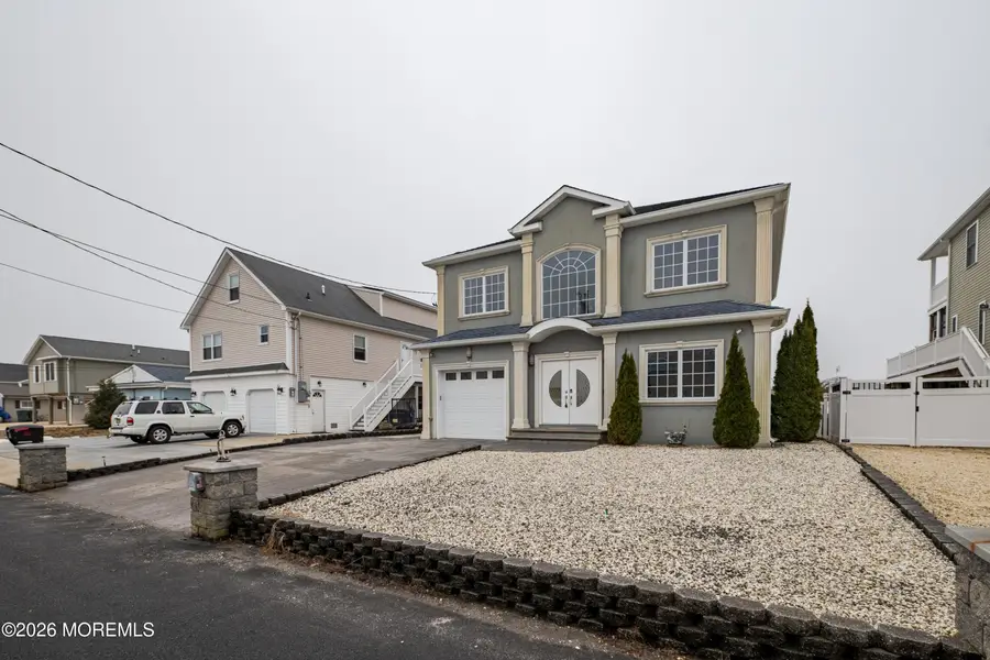 27 Mohawk Drive, Mystic Island, NJ 08087 - #2