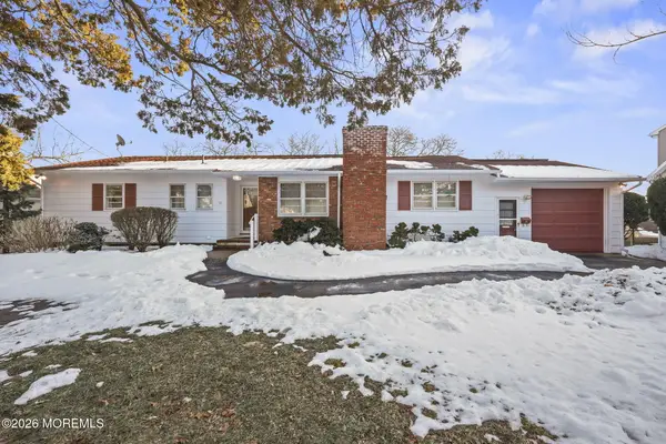 31 East Drive, Toms River, NJ 08753