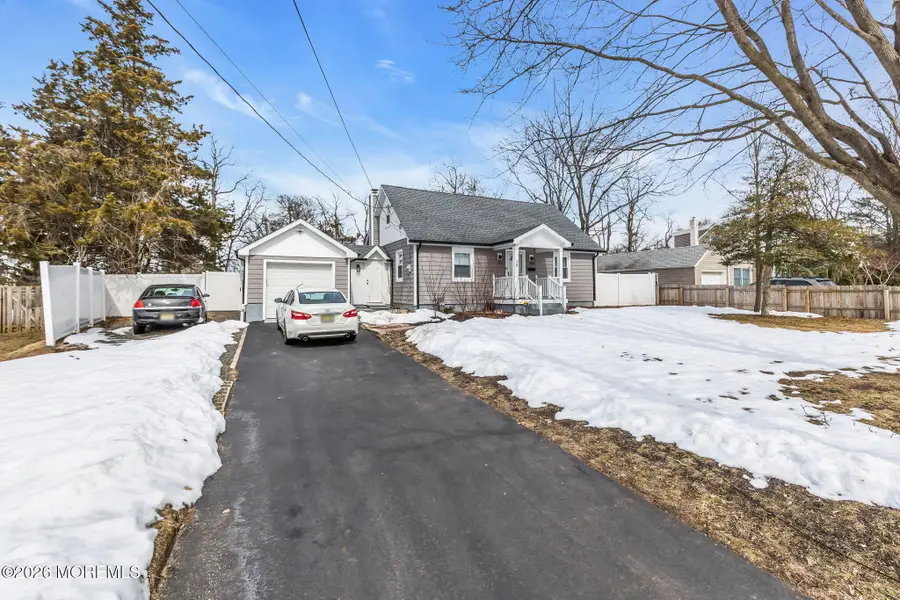 15 Pica Place, Tinton Falls, NJ 07724 - #3