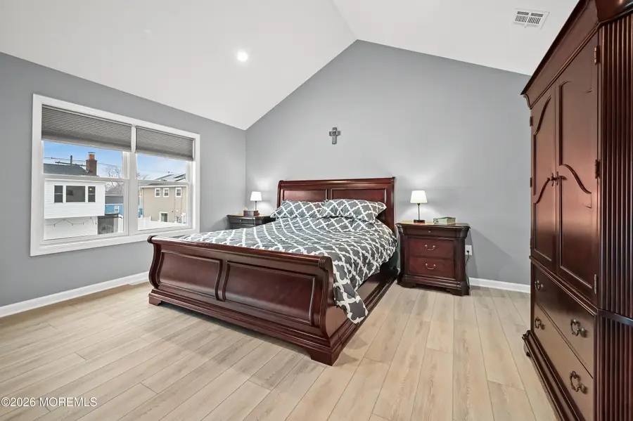 5 Limerick Place, Hazlet, NJ 07730 - #3