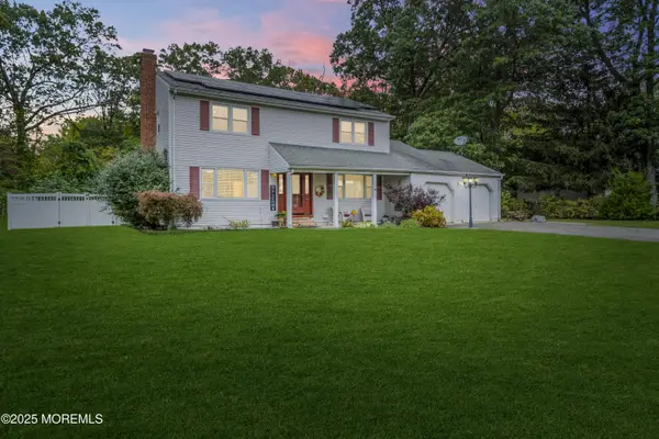 718 Arrow Drive, Toms River, NJ 08753