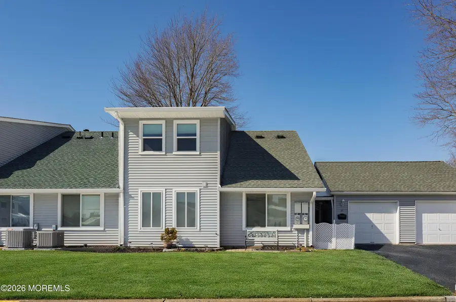 37 Amy Court, Brick, NJ 08724 - #2