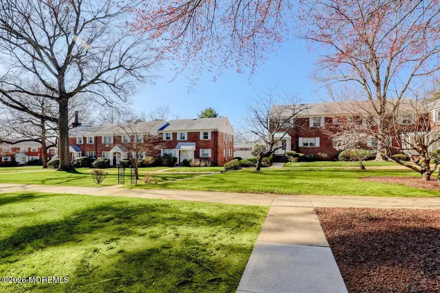 98 Manor Drive #907, Red Bank, NJ 07701 - #2