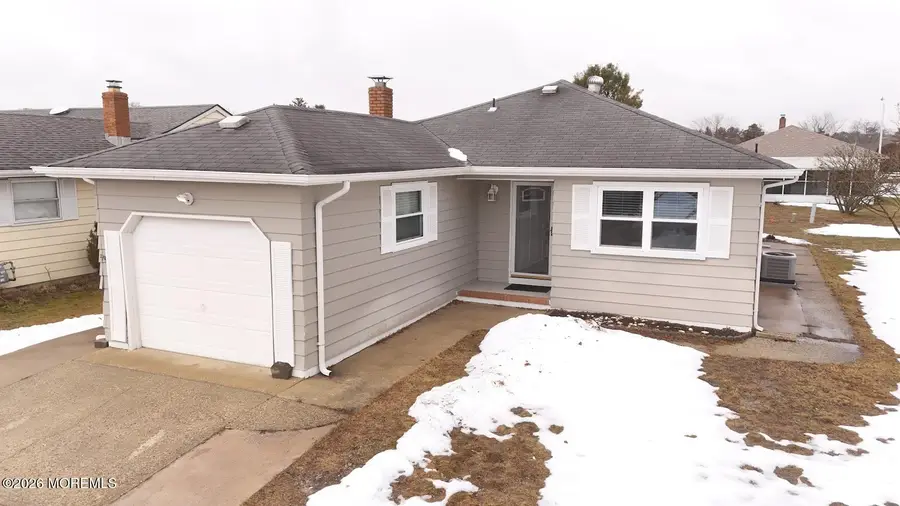 11 Palmetto Point Street, Toms River, NJ 08757 - #3