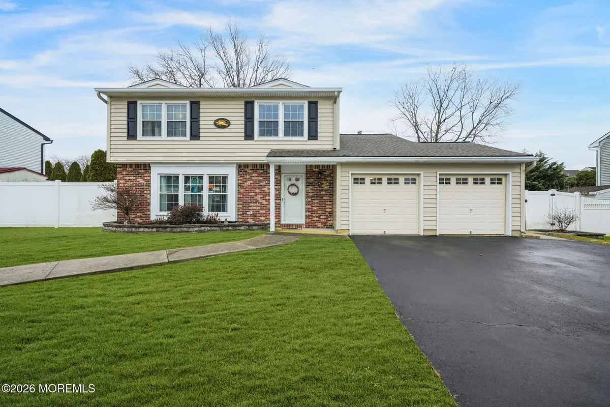 11 Regina Drive, Howell, NJ 07731 - #1