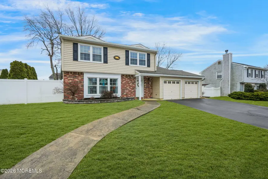 11 Regina Drive, Howell, NJ 07731 - #3