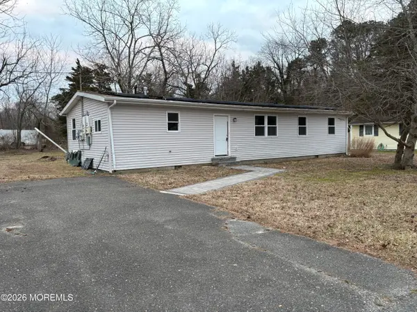 105 Floyd Lane, Little Egg Harbor, NJ 08087