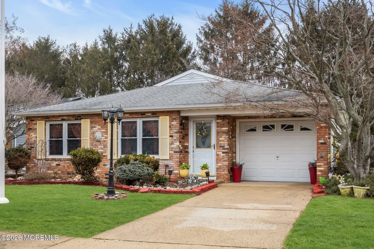 22 Abbey Road, Brick, NJ 08723 - #1