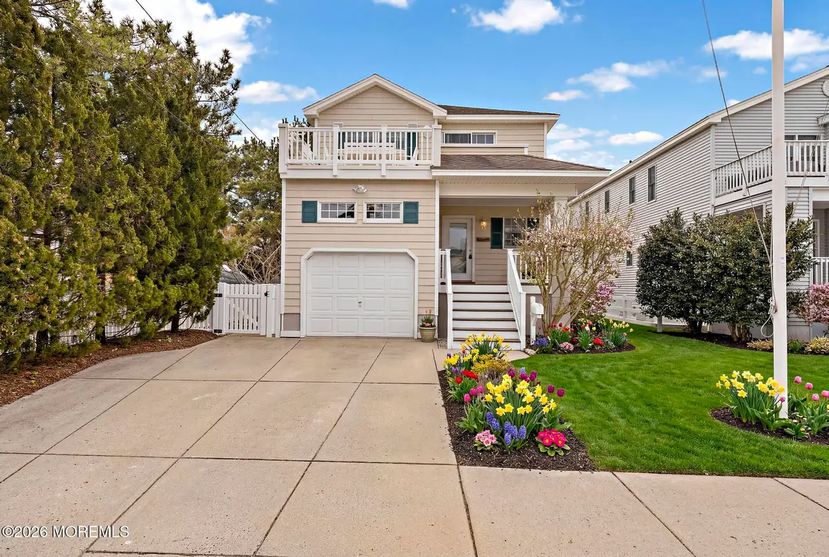 4 Goldsborough Avenue, Long Beach Twp, NJ 08008 - #1