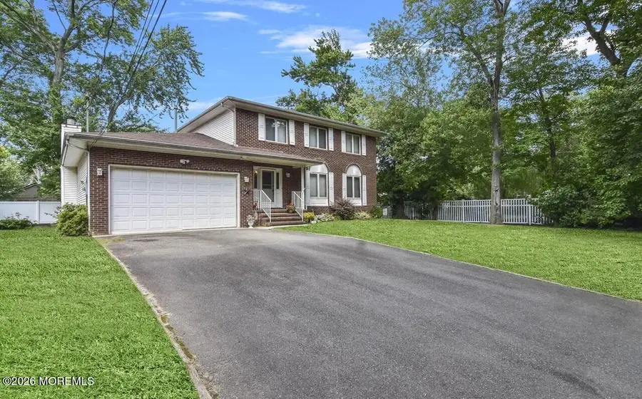 29 Maple Street, Middletown, NJ 07758 - #2