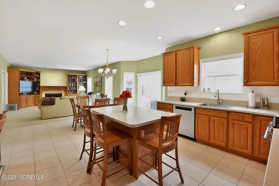 33 Samantha Circle, Matawan, NJ 07747 - #2