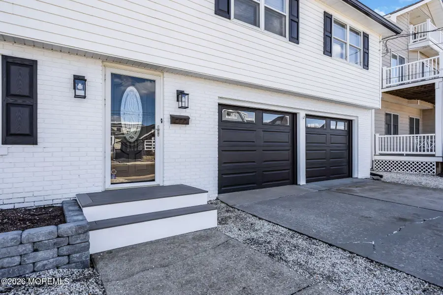 17 J Street, Seaside Park, NJ 08752 - #3
