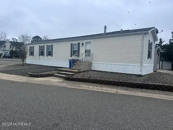 506 Quiet Way, Toms River, NJ 08755