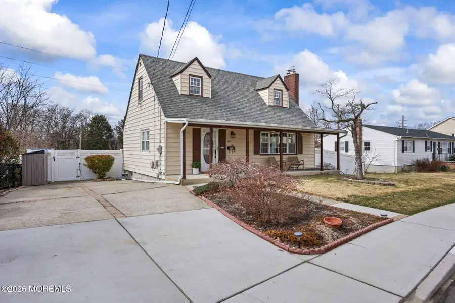 350 East Road, Belford, NJ 07718 - #2