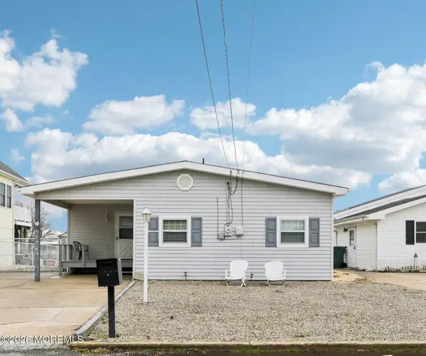 21 Lake Michigan Drive, Little Egg Harbor, NJ 08087