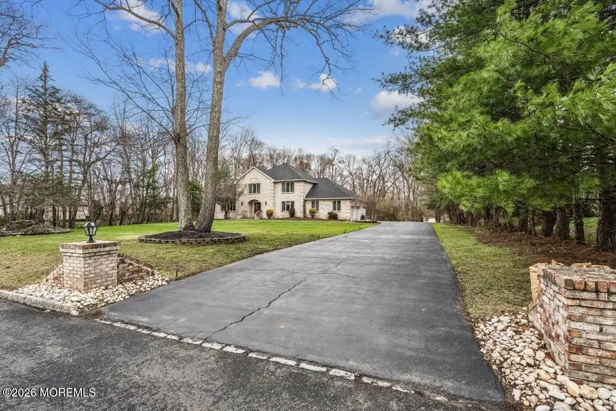 3 Shira Lane, Manalapan, NJ 07726 - #2