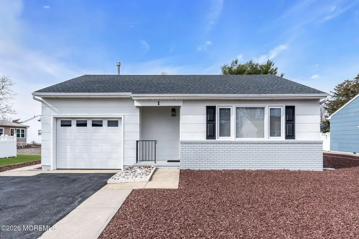 1 Hampshire Road, Toms River, NJ 08757 - #1