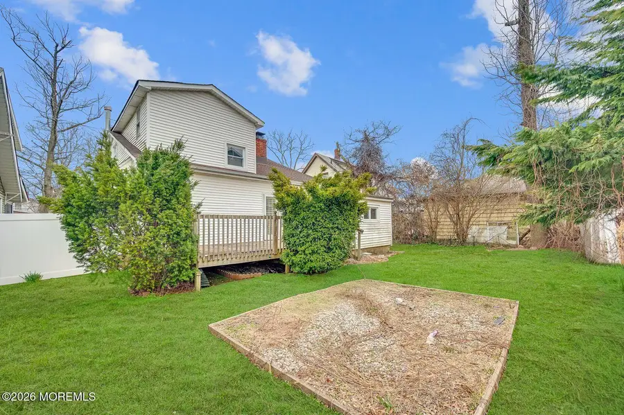 37 Beacon Boulevard, Keansburg, NJ 07734 - #3