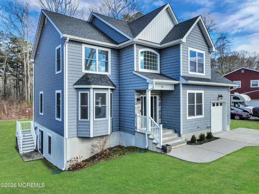 15 Michelle Avenue, Old Bridge, NJ 08857 - #3