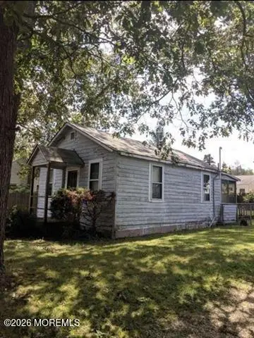 480 End Avenue, Toms River, NJ 08753