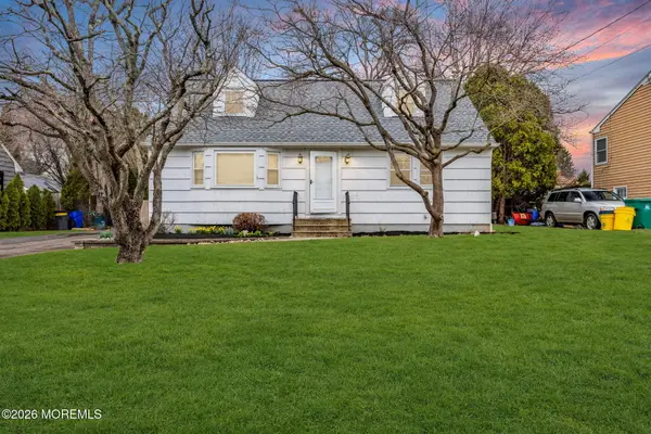 108 Susan Drive, Ewing, NJ 08638