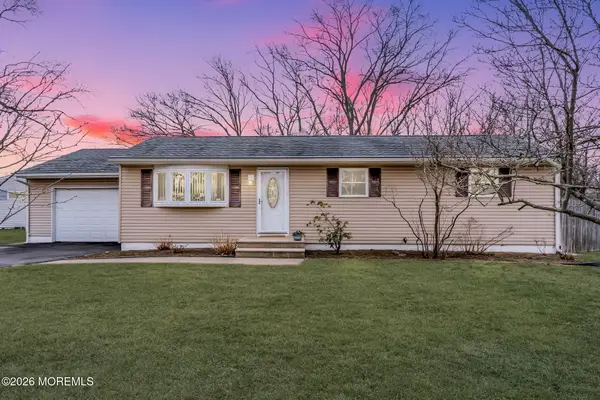 26 Clark Drive, Howell, NJ 07731