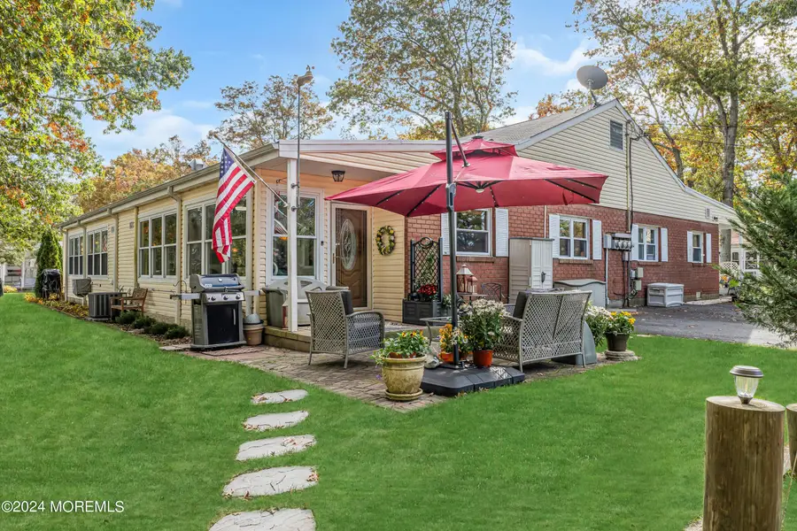 8C Willow Street, Toms River, NJ 08757 - #3