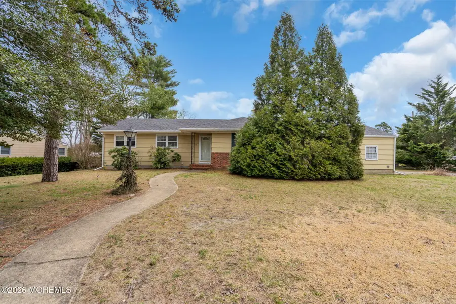 35 Williamsburg Drive, Toms River, NJ 08755 - #2