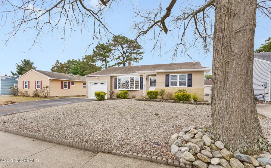 19 Bennington Drive, Toms River, NJ 08757 - #2