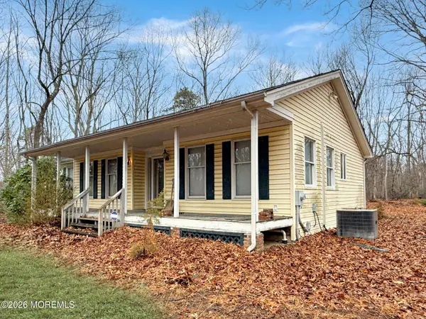 80 Ivins Drive, New Egypt, NJ 08533