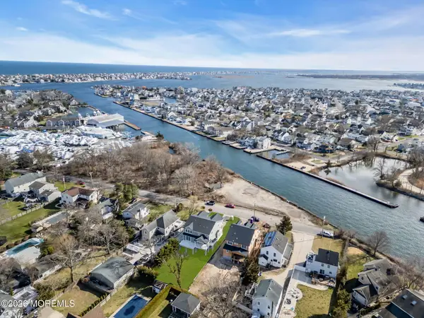 729 Mount Place, Point Pleasant, NJ 08742