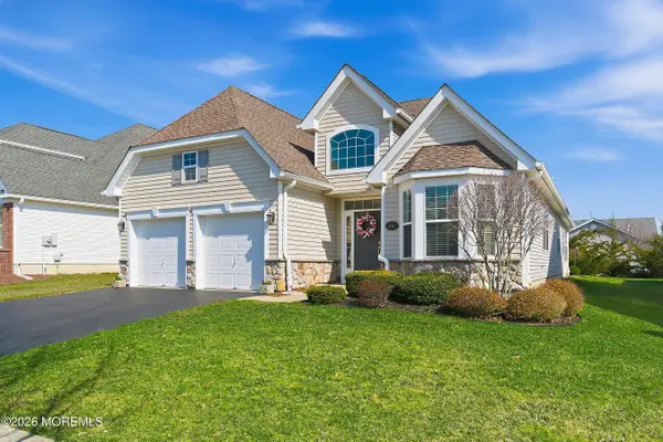 46 Mulberry Drive, Manahawkin, NJ 08050