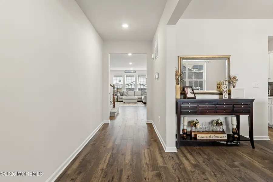 15 Holloway Avenue, Manahawkin, NJ 08050 - #3