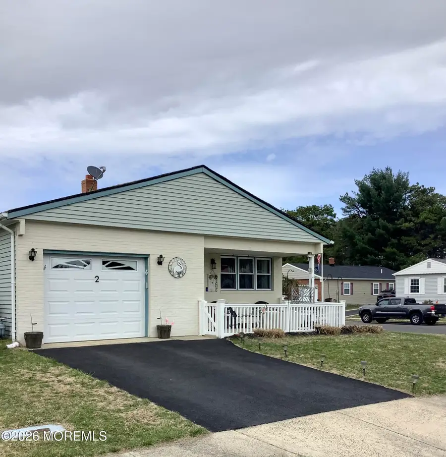 2 Exitir Street, Toms River, NJ 08757 - #3