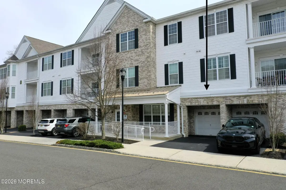 112 Regency Court #112, Morganville, NJ 07751 - #1