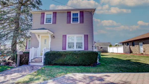 39 Harrison Street, Sayreville, NJ 08872
