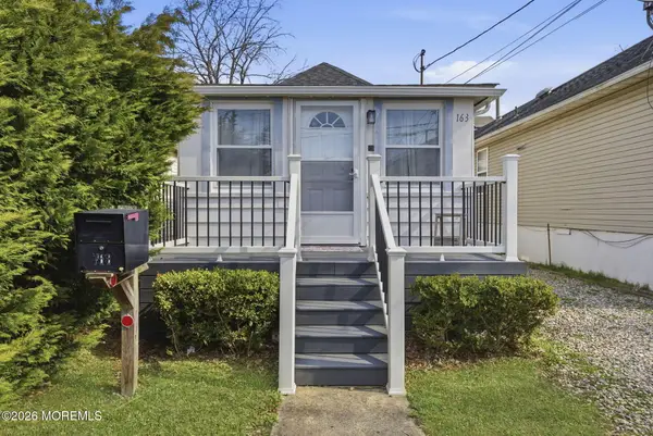 163 Seabreeze Avenue, North Middletown, NJ 07748