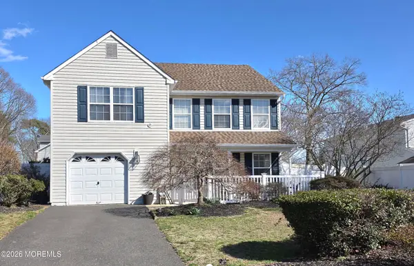 166 Christian Court, Toms River, NJ 08753