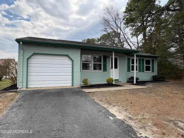 36 Westport Drive #71, Whiting, NJ 08759