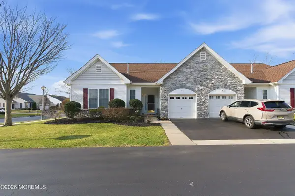 80 Nightingale Drive, Hamilton, NJ 08330