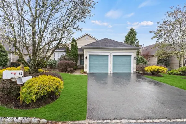 62 Ivy Hill Road, Lakewood, NJ 08701