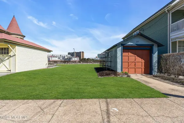 24 Lake Avenue, Ocean Grove, NJ 07756