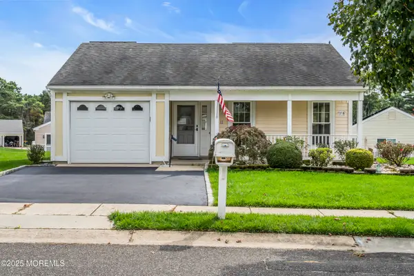 55 Elmswell Avenue, Manchester, NJ 08759