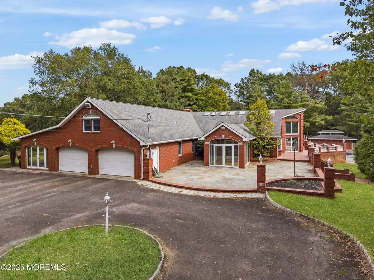 19-23 Roberts Road, Millstone, NJ 08535 - #1