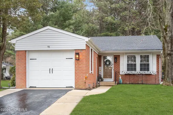 98 Constitution Boulevard #98, Whiting, NJ 08759