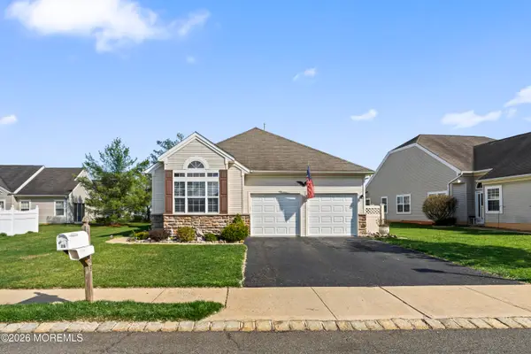 97 Halsted Drive, Manchester, NJ 08759