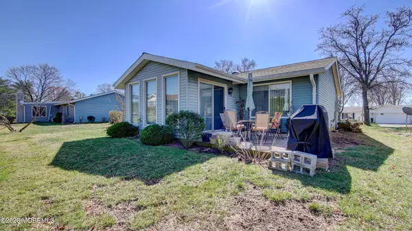 371A Duranta Plz Plaza, Monroe, NJ 08831